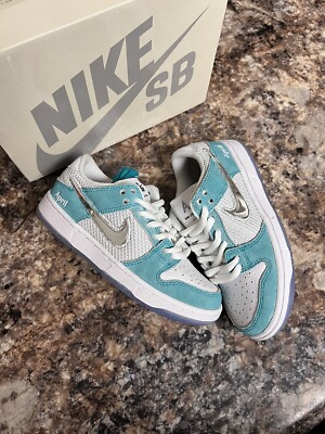 Nike sb dunk low April skateboards size 12c authentic ps