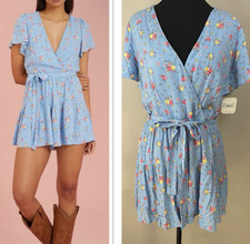 Altar'd State Blue Floral Aspen Ditsy Floral Wrap Romper Size Large Cottage NWT