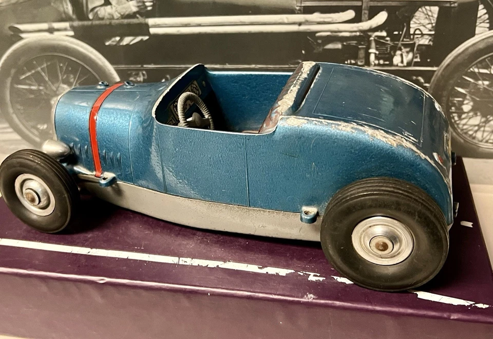 VINTAGE 1950's BLUE & SILVER ALL AMERICAN HOTROD TETHER CAR COMPLETE ORIGINAL! - Image 4 of 4