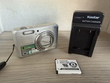 Fujifilm FinePix J150w 10MP Digital Camera Silver With Batterie Charger TESTED
