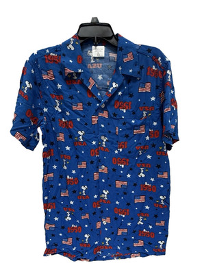 Peanuts Snoopy and Woodstock Patriotic Short Sleeve Men's button down- New!!