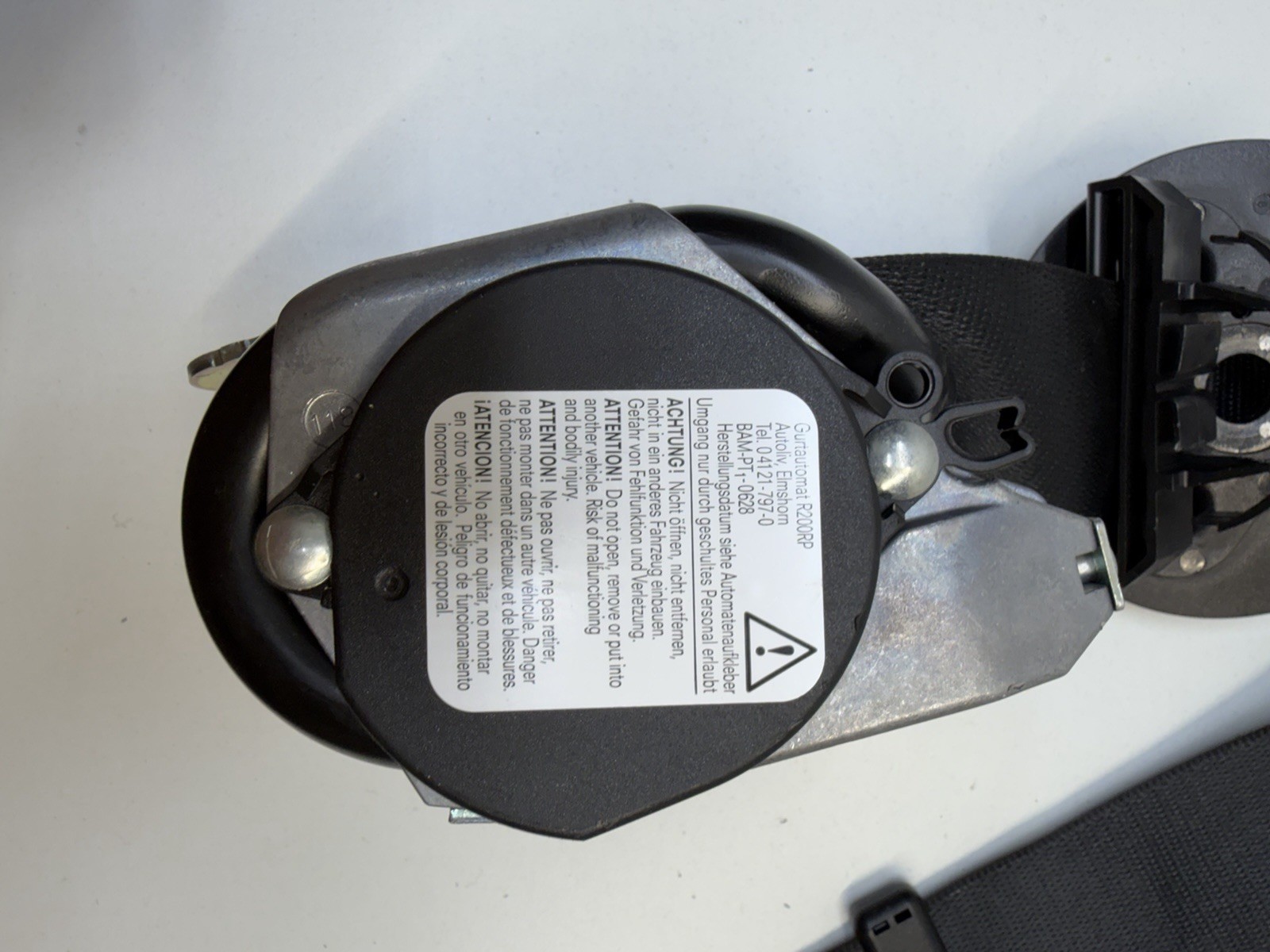 2014-2020 MASERATI GHIBLI RIGHT PASSENGER FRONT SEATBELT RETRACTOR OEM