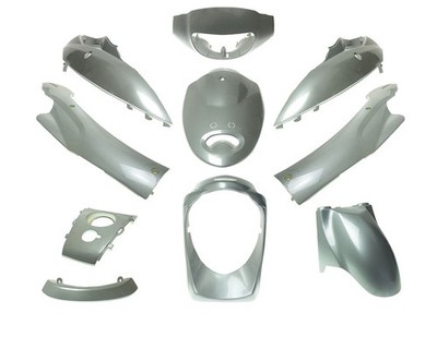 Verkleidung Kit 10 Teile Silber BAOTIAN BT49QT-9 BENZHOU YY50QT ROLLER 50