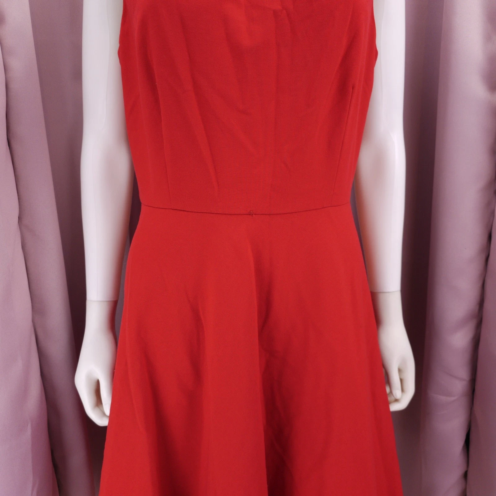 Abito donna Alyx rosso senza maniche scollo a barca linea A aderente e svasato 12