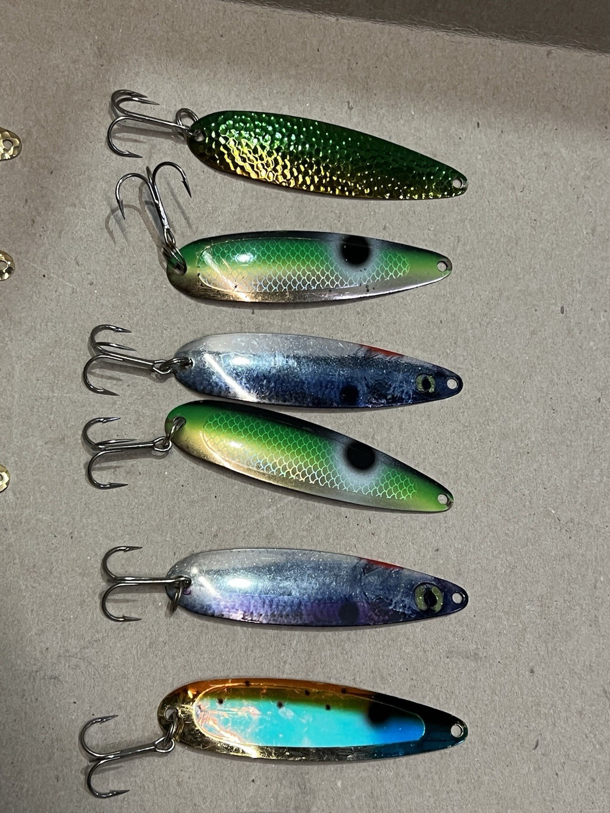 Lot of 17 Large Trolling Spoons Walleye Salmon Stingray Luhr Jensen Flutter #106 - Image 3
