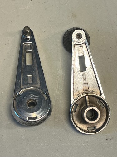 Porsche 911 912 Mechanical Window Hand Crank SET PAIR OEM 91154247100 - Foto 2 di 2