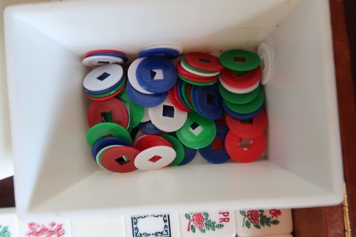 Vtg Mahjong Set in Briefcase 178 Tiles Dice Trays Etc Beautiful - Picture 12 of 24