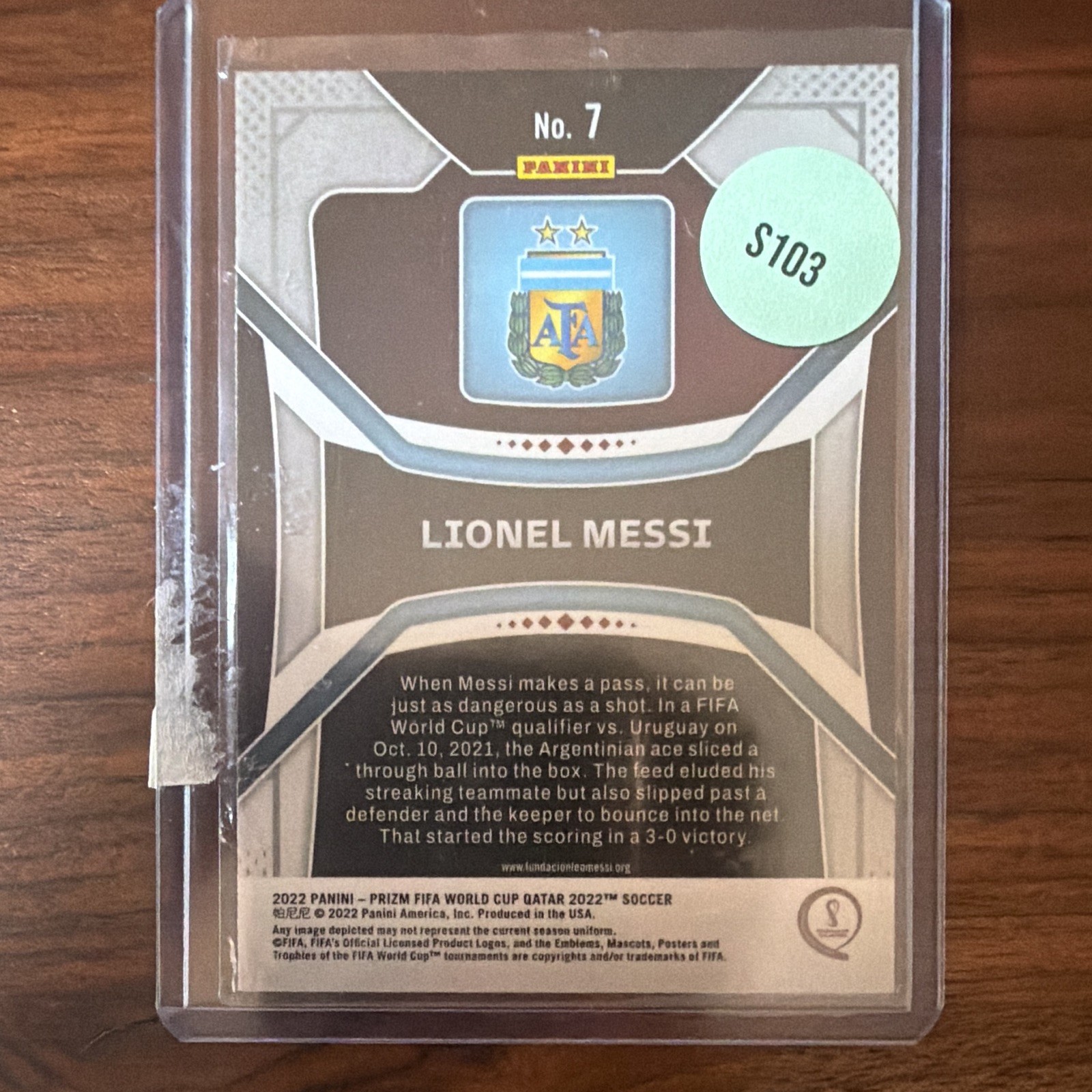 Panini 2022 Silver Prizm FIFA World Cup Qatar Base Lionel Messi Argentina #7 view 2