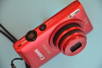 Canon IXUS 220 HS 12.1 Megapixel