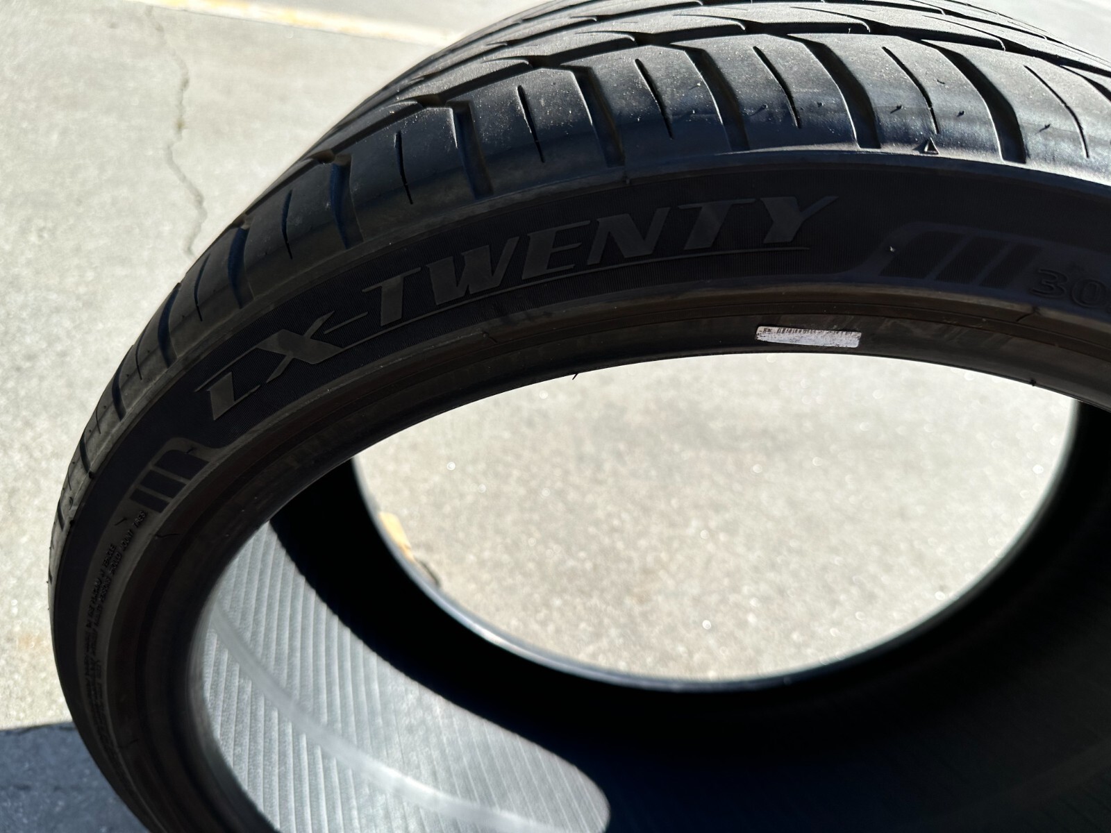 Lexani Lxtwenty 305/30zr20 Used Tire eBay