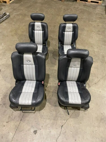 Sièges arriérés cuir pour automobile