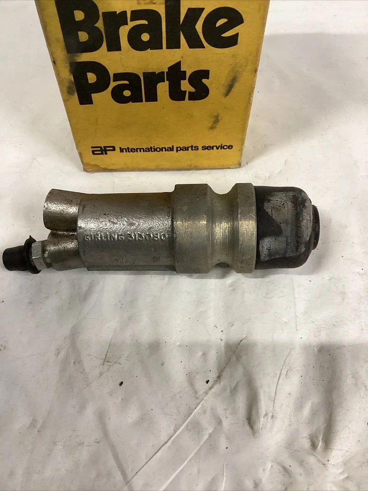 Cilindro esclavo embrague niña Triumph Spitfire MK I II 1962-67 Herald 59-63 NOS Foto 2 de 4