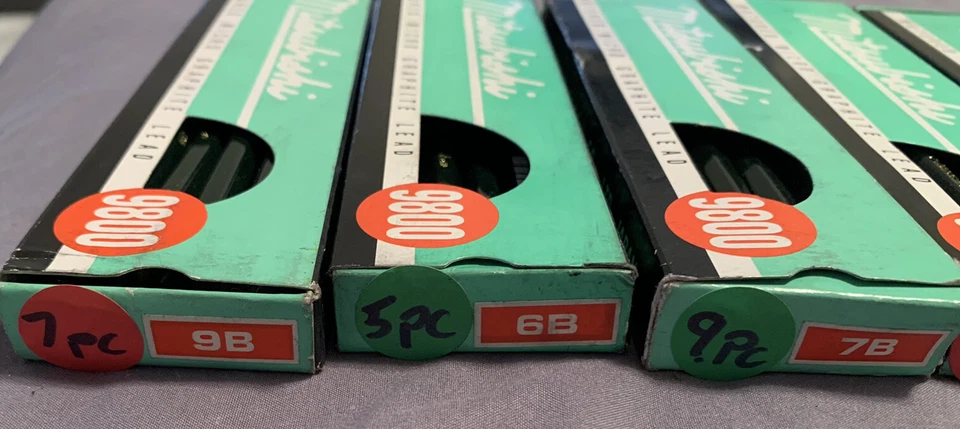 Mitsubishi 9800 HB Madurado Micro Grafito Plomo (Japón) - Mezcla Lote de 44 lápices Foto 2 de 4