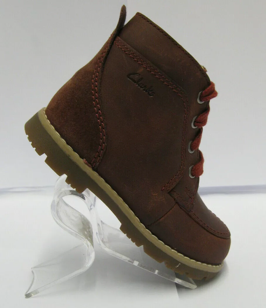 &#039;Boys Clarks Boots&#039; Heath - 5.5G (Ex Display) | eBay