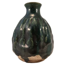 Antique Japanese Seto or Mino ware Oribe Green Tokkuri Sake Bottle Vase