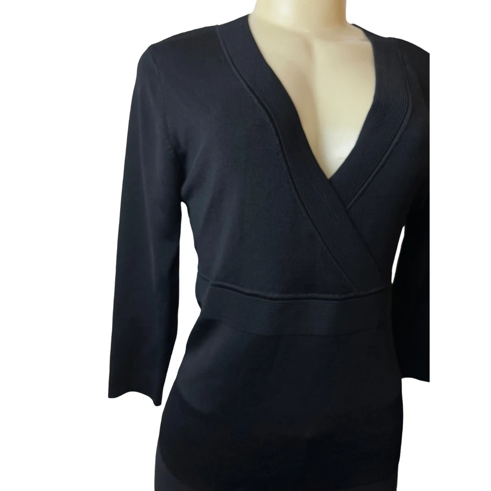 Camisa para mujer Valerie Steven’s negra cuello en V manga larga sobrepelliz talla PL Foto 4 de 4