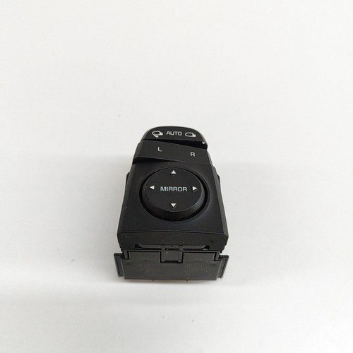 KIA SPORTAGE QL Spiegeleinstellschalter 93530-D9500 2021 25397353