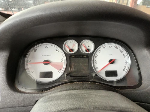 9655911480 Culata para PEUGEOT 307 BREAK/ SW (S2) SW 2005 3892317 - Imagen 7 de 10