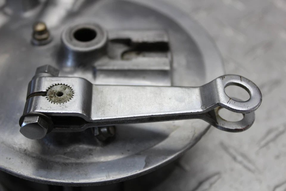 Yamaha YG-T Trailmaster 80 1964 tambor de freno delantero 122-25121-02-38 Foto 2 de 4