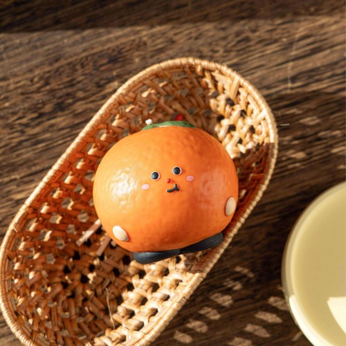 Handmade Orange Scented Candle - Picture 2 of 4