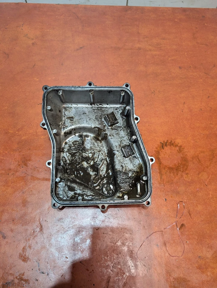  Cacerola de aceite del motor Honda V65 Magna VF1100 buena rosca 1985 1986 10 k millas AP-201 Foto 4 de 4