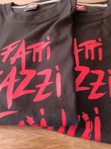 T-shirt Vasco rossi Blasco Fatti i Cazzi tuoi nera bianca uomo donna anni 80 90 - Afbeelding 9 van 17