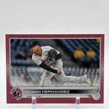 2022 Topps Series 1 Mother's Day Hot Pink /50 Elieser Hernandez #9