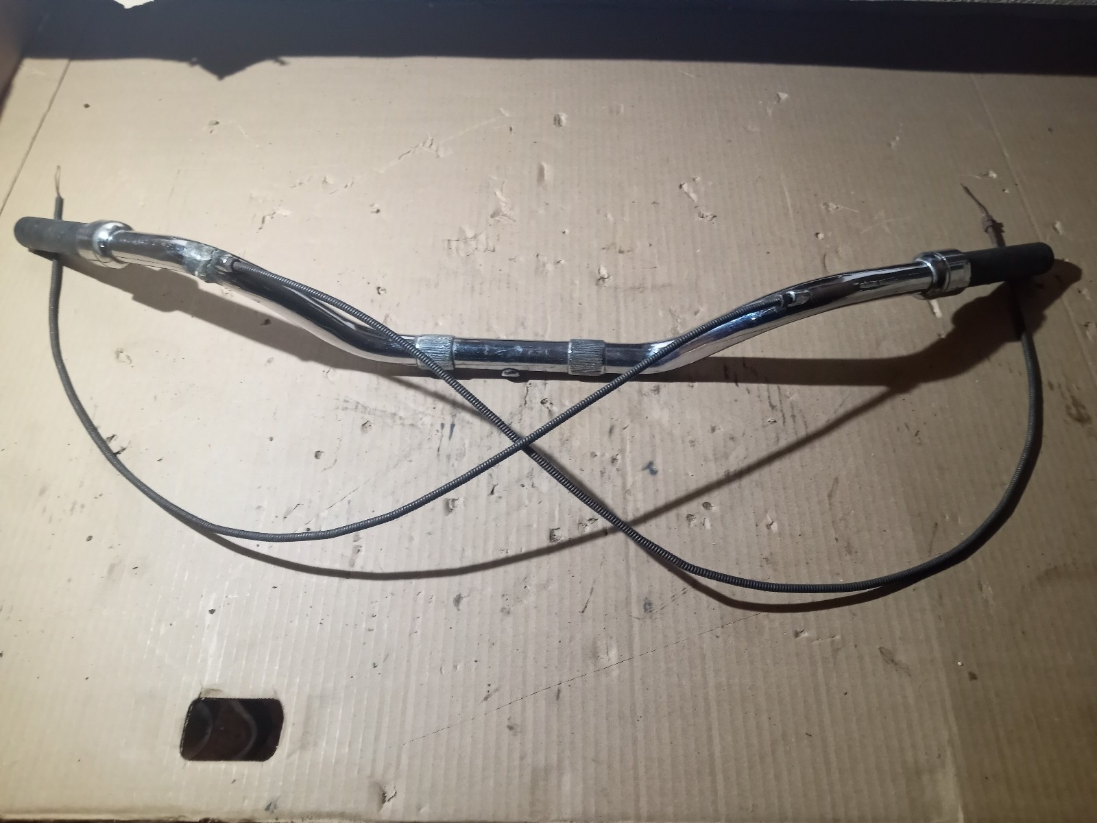 INDIAN CHIEF  HANDLEBARS SPIRALS  ORIGINAL OEM 1946 1947 1948  Straight  889009
