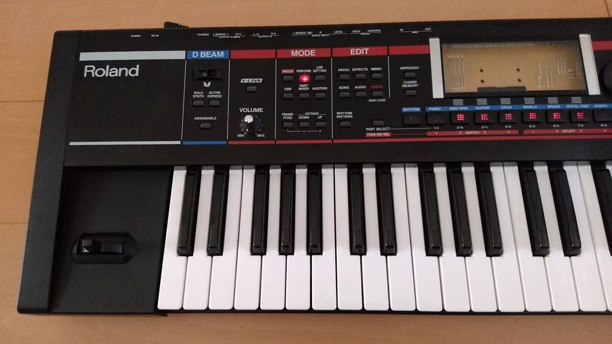 Roland Juno-G 61-key Keyboard Synthesizer Black Music Roland Juno-G 61-key Keyboard Synthesizer Black Music