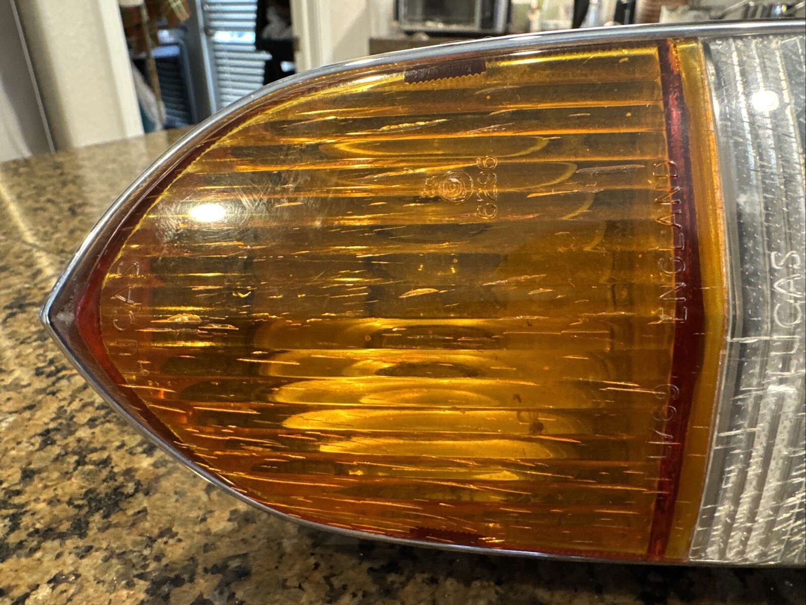 1974-1980 ROLLS ROYCE SILVER SHADOW II BENTLEY LUCAS TAIL LIGHT LAMP ASSEMBLY