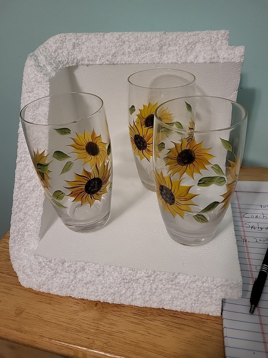 2000 disney glass cups 2000 McDonalds 4 Walt Disney World Celebration 3D Collectible Glass Set  12oz Set of 8