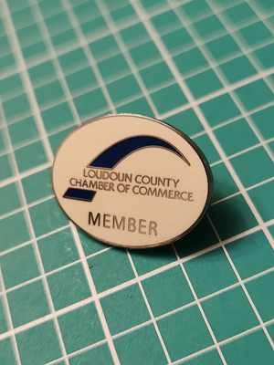 Vtg Loudoun County Chamber Of Commerce Member Silver Tone Lapel Pin
