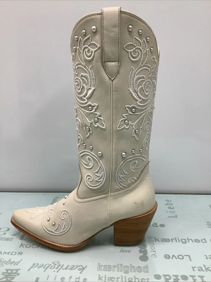 SHYANNE DENISSE WEDDINGS WESTERN BOOTS SNIP TOE WOMENS SIZE 7.5B, PREOWNED. - Image 4 of 4