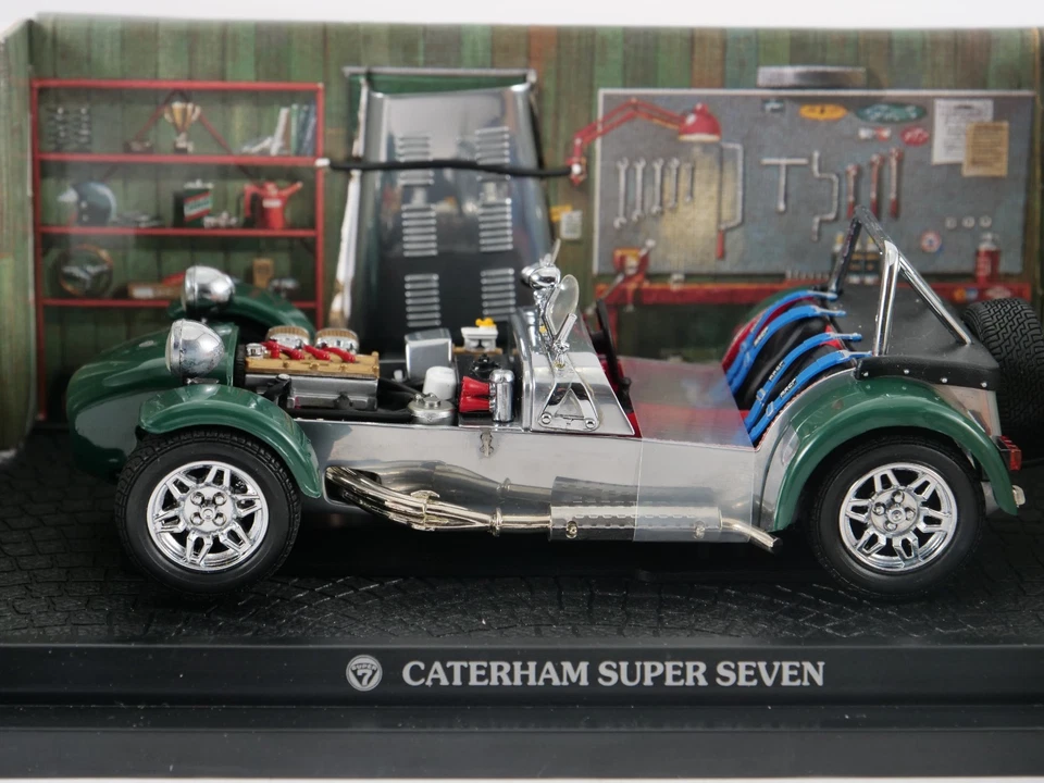 Kyosho 1/18 Caterham Super Seven Racing Screen Verde N°08221G - Immagine 2 di 4
