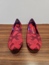 Rothy's Women  s Sz 6 Wide Round toe Red Camo ballet flats