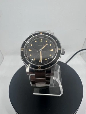 Baltic Aquascaphe auto 200m black dial diver w/ rotating bezel steel bracelet