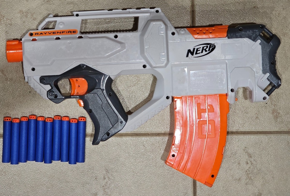 NERF RAYVEN アメリカ限定モデル　ナーフ　レイベン　発光弾付き NERF N-Strike Elite RAYVENFIRE Motorized Rapid Blaster W/ 10ct