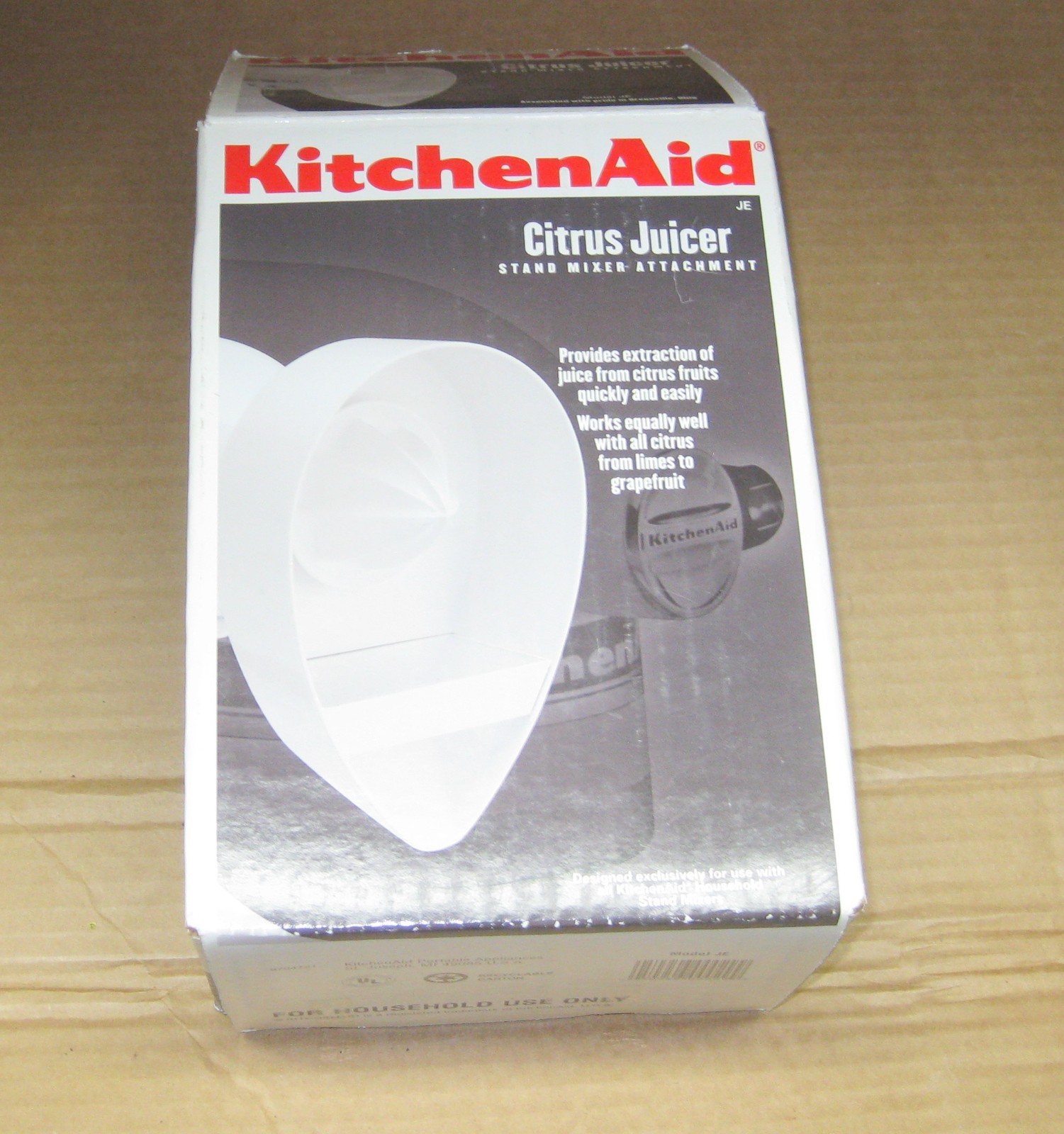 KitchenAid Citrus Juicer Stand Mixer Attachment Model JE APPEARS UNUSED