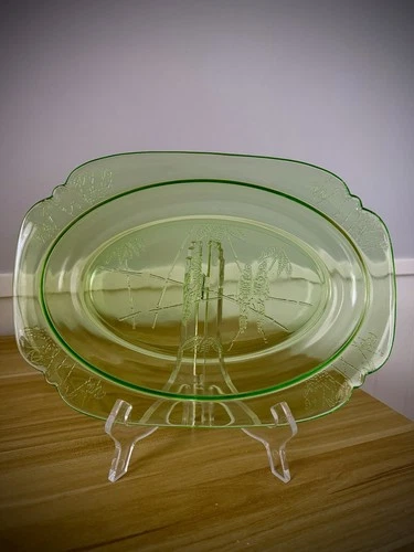 Vintage Federal Glass "Parrot" Sylvan Green Uranium 11" Oblong Serving Platter