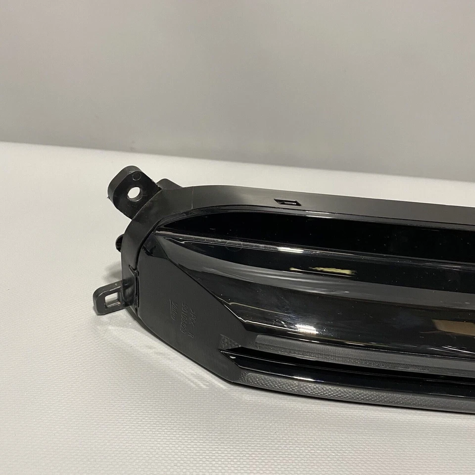 PORSCHE CAYENNE ADDITIONAL HEADLIGHT RIGHT PASSENGER 2018 2019 2020 9Y0953050B - Image 3 of 4
