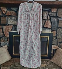 Womens Small VTG BARBIZON Satin LACE TRIM Long NIGHTGOWN House Dress Pink Floral