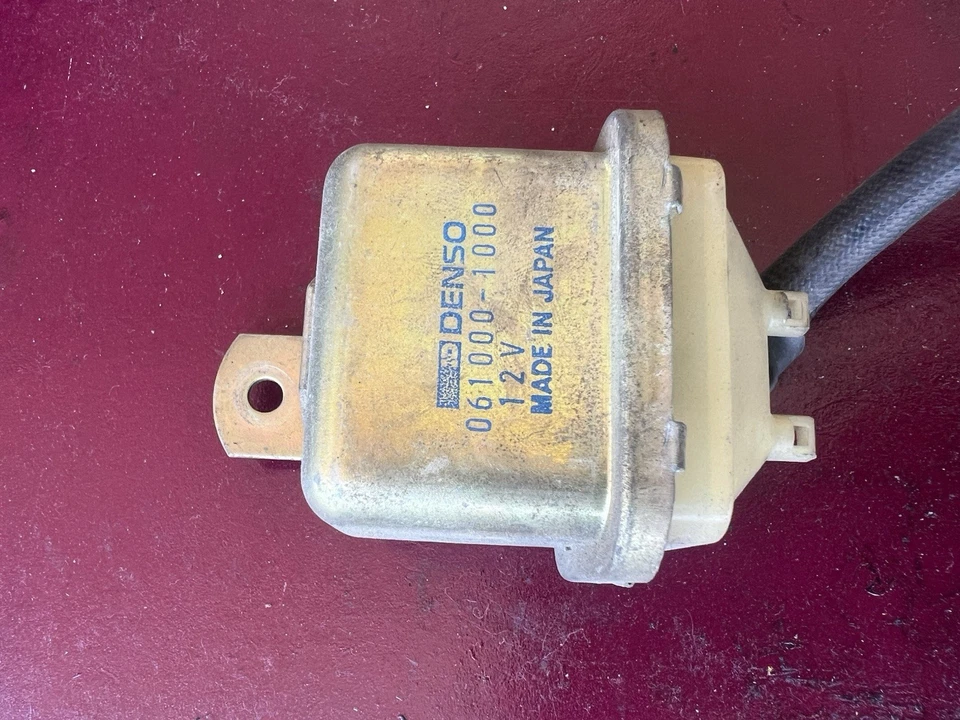 Mercury Capri 1991 - relé de potencia principal Foto 2 de 2