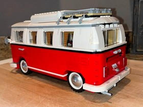 LEGO CREATOR: Volkswagen T1 Camper Van (10220)