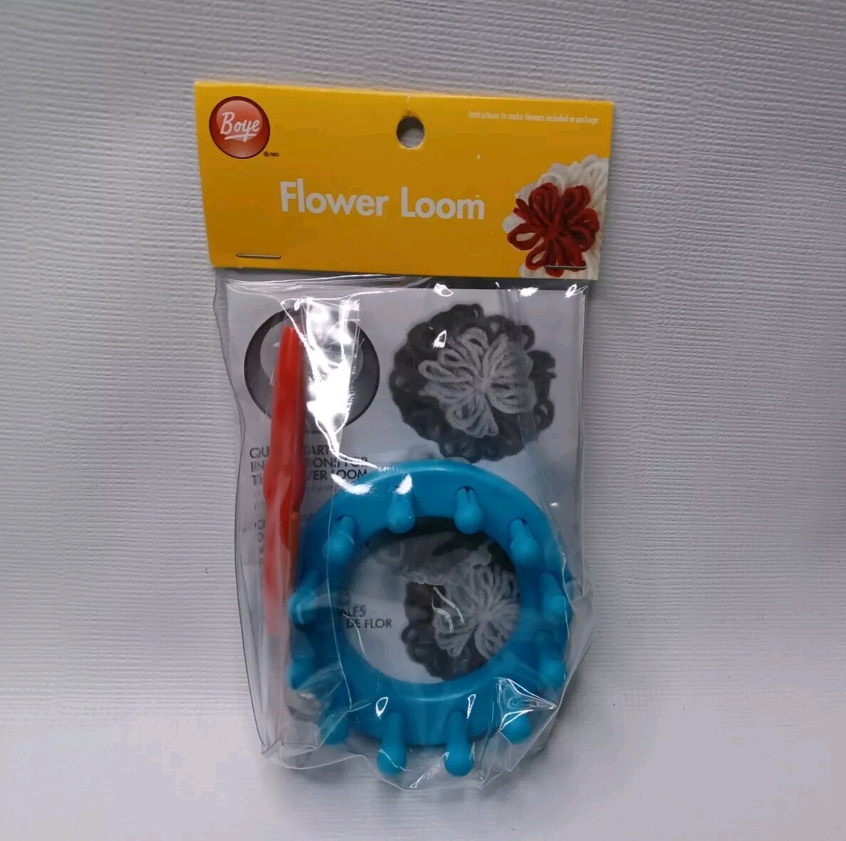 Boye Flower Loom Kit New Yarn Craft Creates Flowers