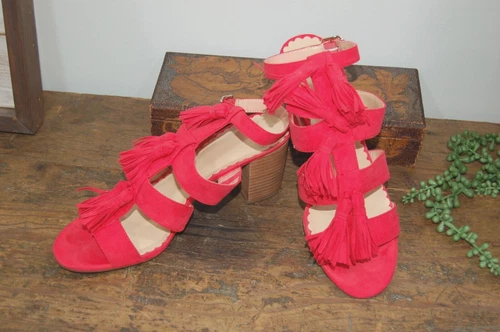 Crown & Ivy  Sandals Tassles Size 10M SO CUTE 3" Heel