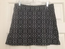 NWT Tranquility Clothing size M black white animal print pull on Skirt Skort