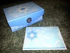 16 HALLMARK Snowflake CHRISTMAS CARDS & ENVELOPES  Holiday KEEPSAKE STORAGE BOX