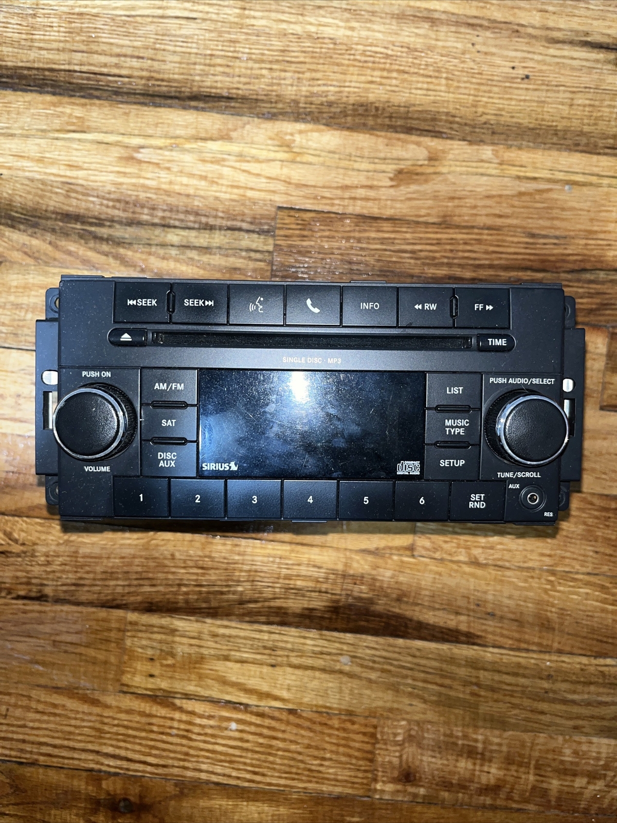 2008-2010 Dodge Charger FACTORY RADIO, GREAT CONDITION. Can Work With other Cars