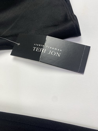 Neu mit Etikett Rickie Freeman Teri Jon schwarz Whimsigoth Cocktailkleid Fee Glockenärmel 8 - Bild 8 von 24