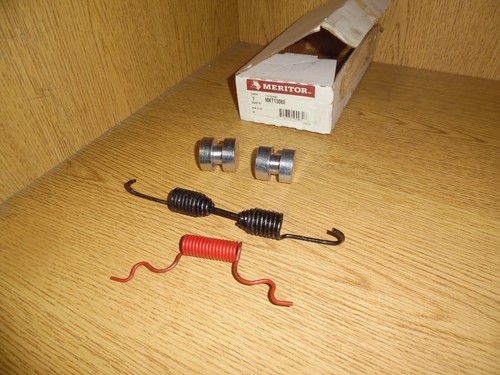(2) Meritor N300 Repair Kits RRN10HK *Two kits in Sale **Fast Shipping - Picture 2 of 7